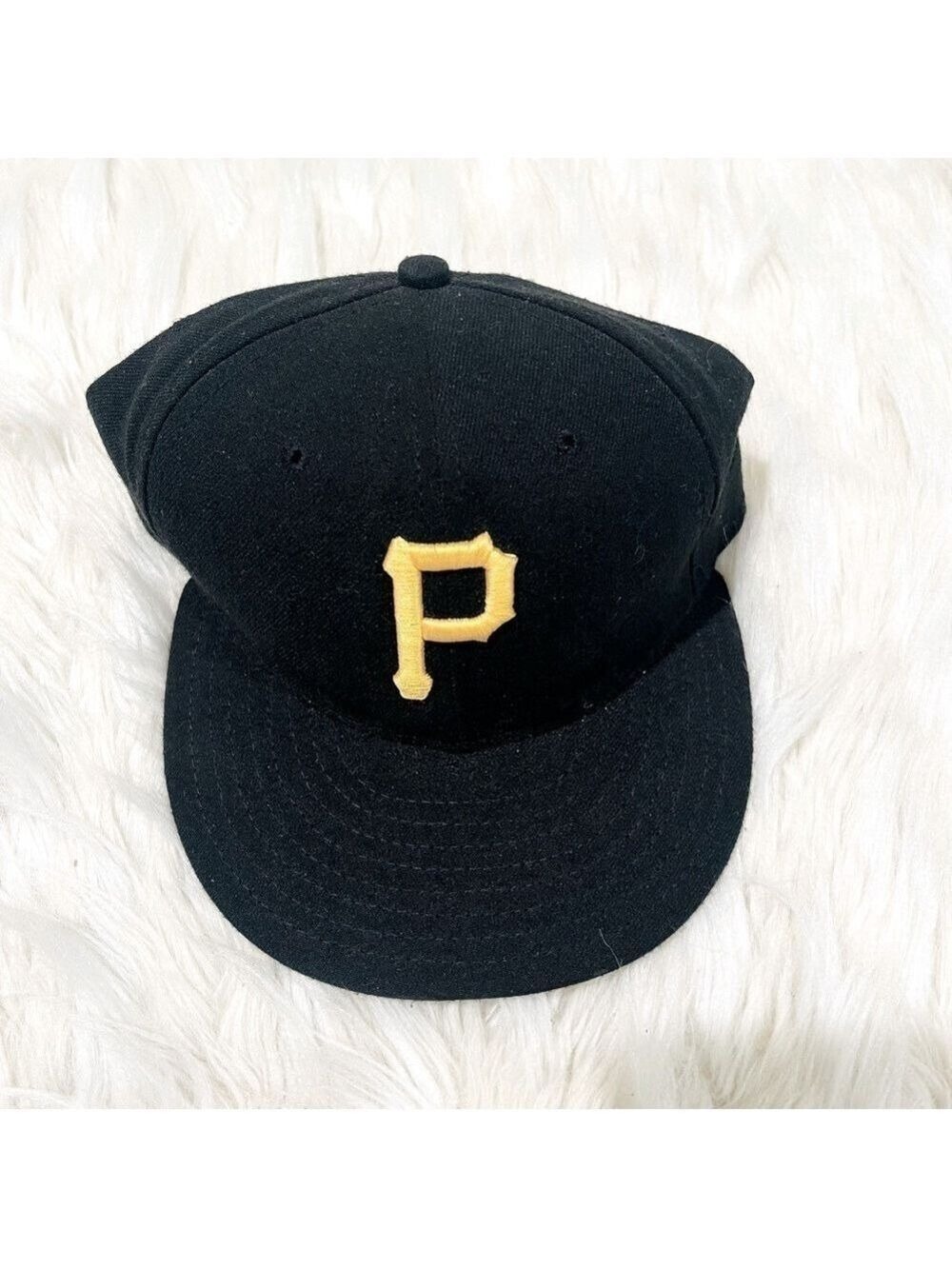 Men’s New Era Pittsburg Pirates Vintage Authentic Black Hat Size 7!